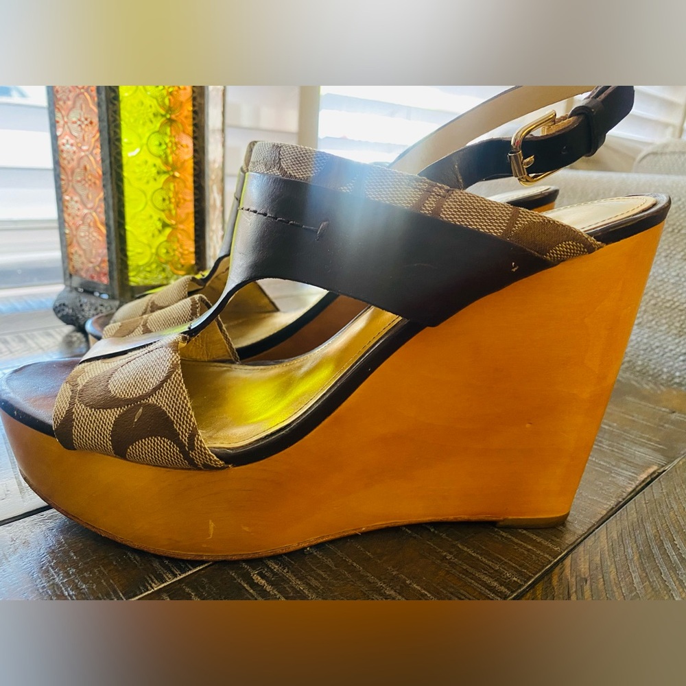 COACH Campbell Wedge Platform 🥰